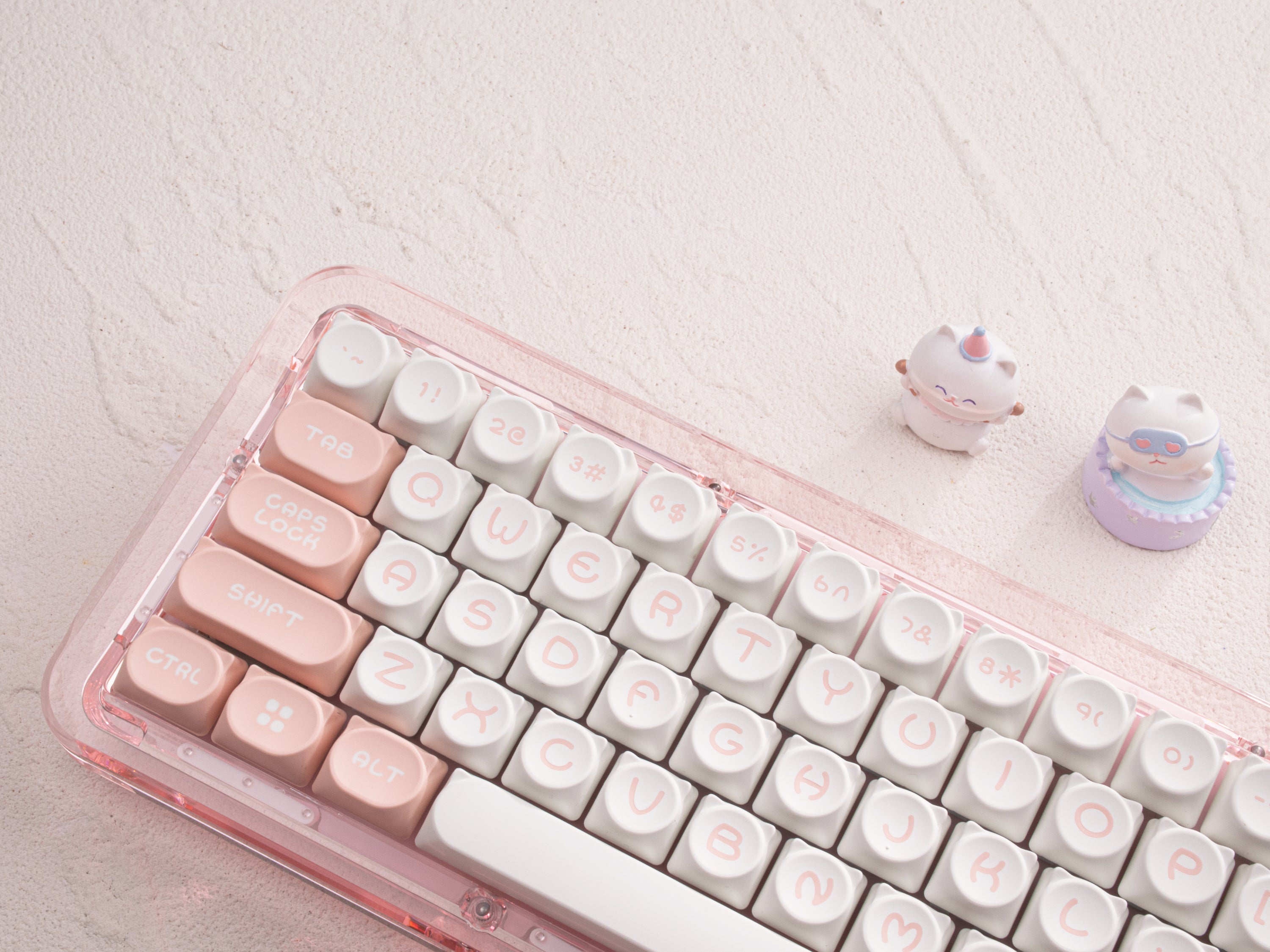 How to clean the keycaps on your keyboard