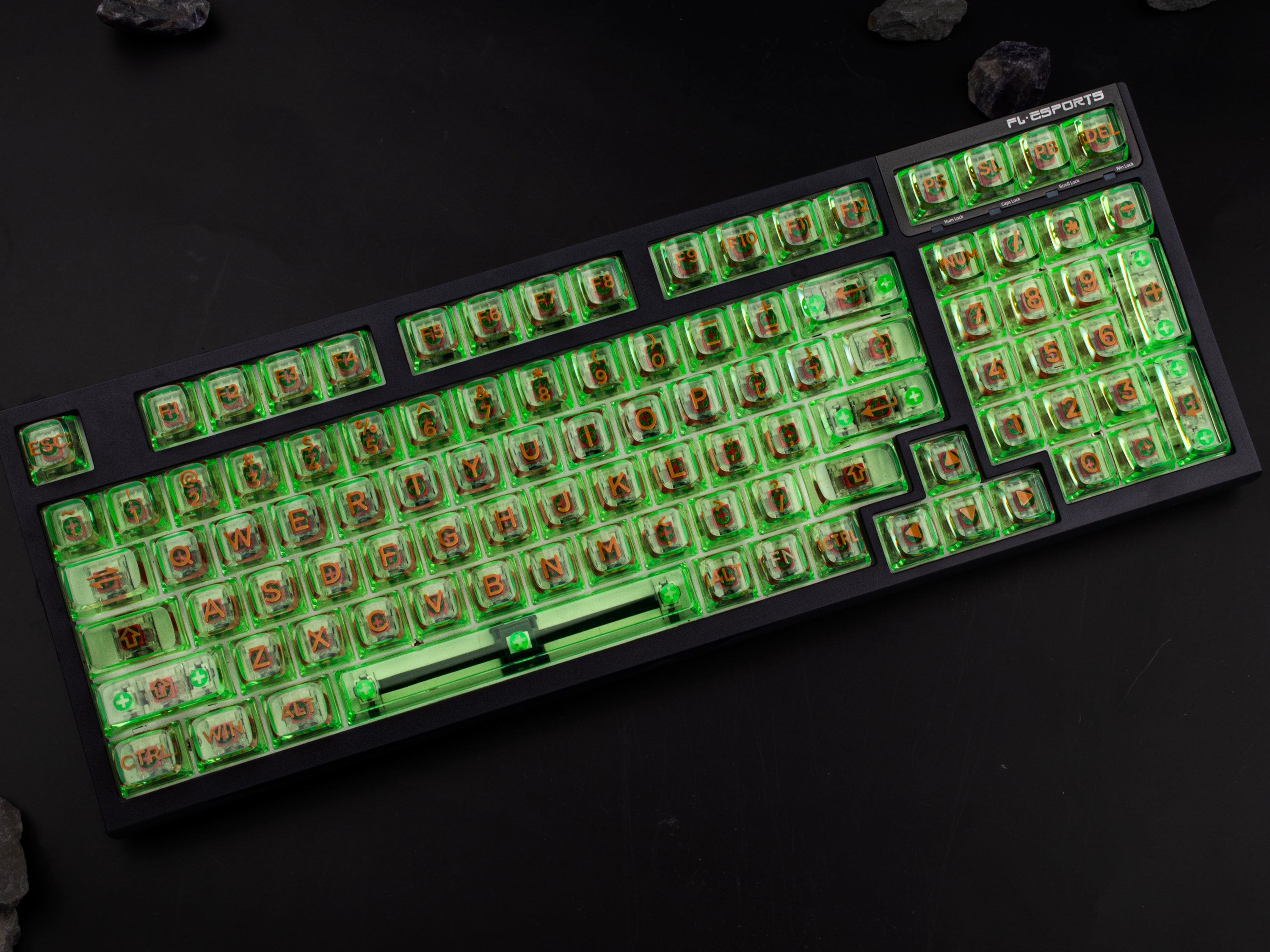 Exploring the Beauty of Amber: The Unique Charm of Amber Keycaps