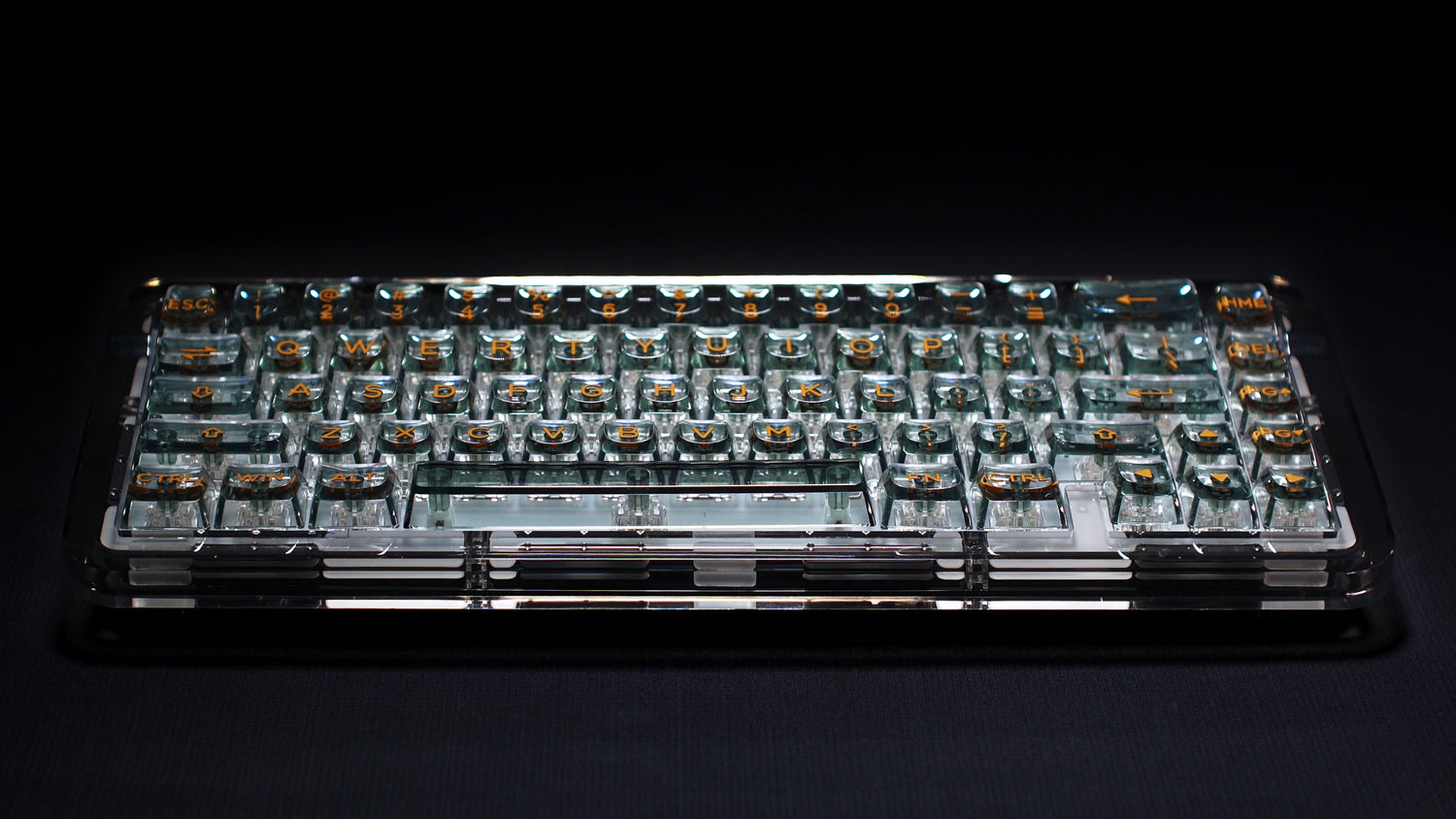 Oshid Amber- The first 3D Legend Keycaps