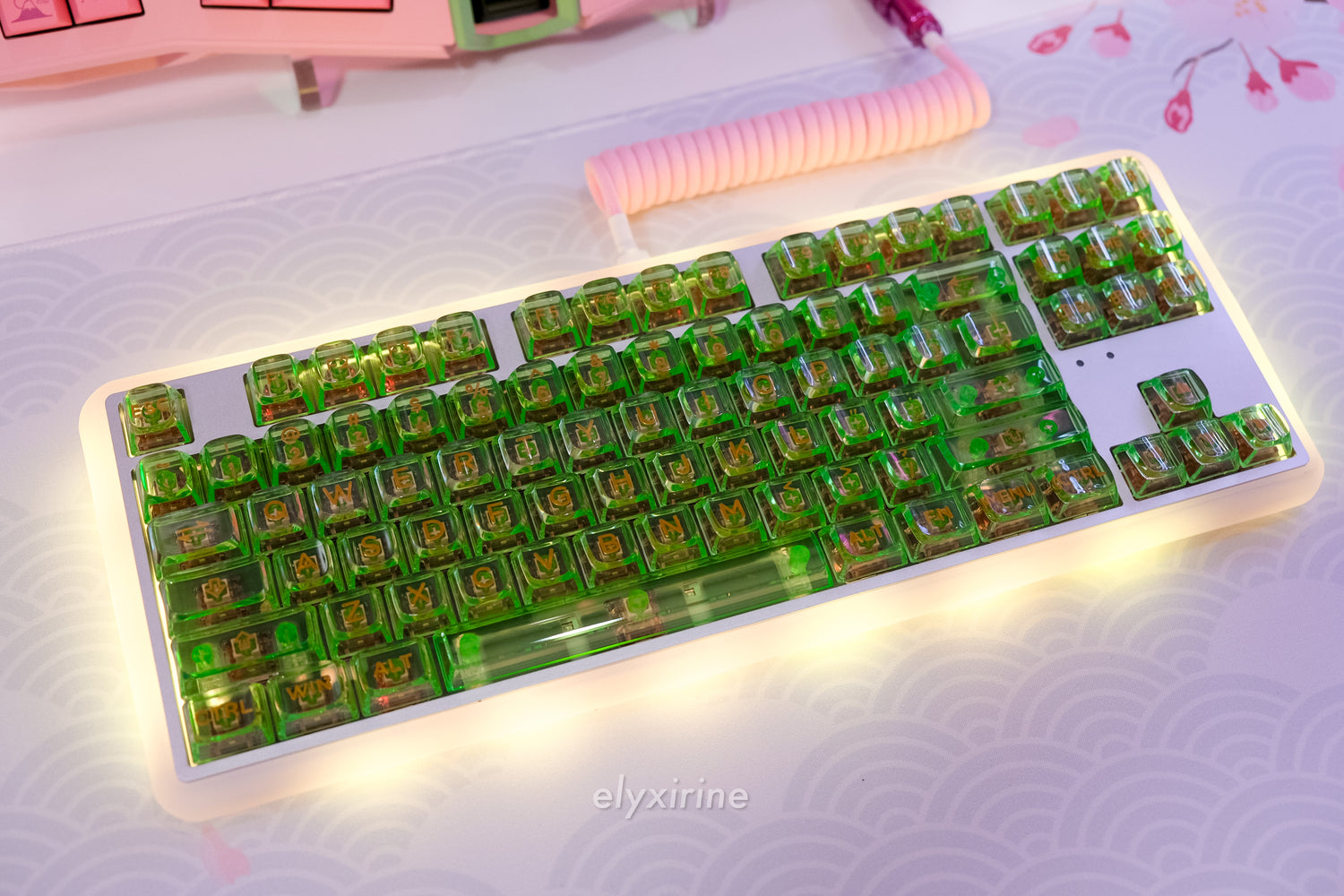 Oshid Amber- The first 3D Legend Keycaps