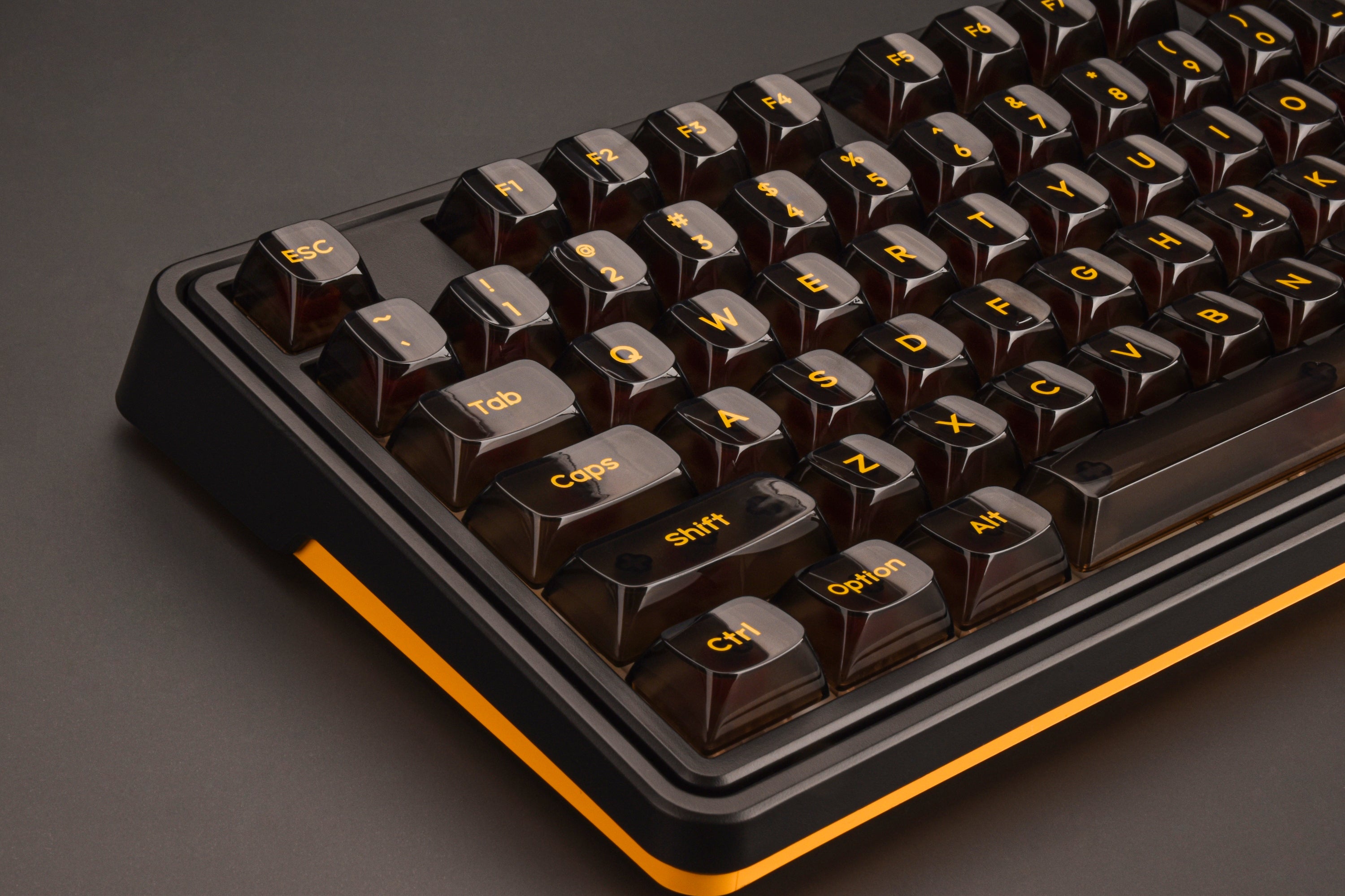 Oshid Night Hawk Keycaps - 118 Keys