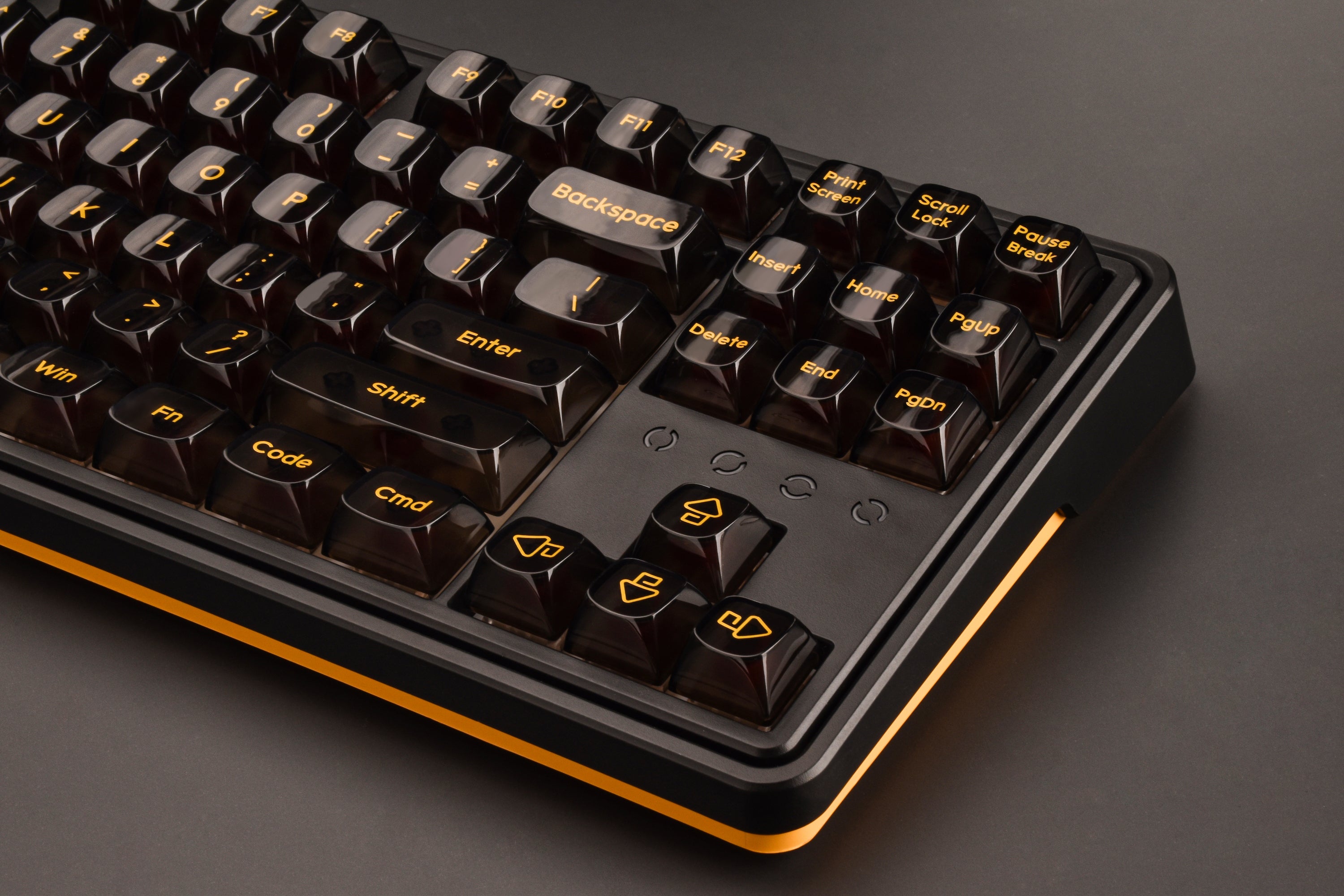 Oshid Night Hawk Keycaps - 118 Keys